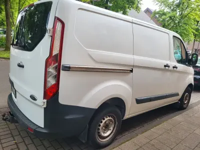 Gebraucht Ford Transit Custom 101 PS (74 kW) 2015 Weiß Van