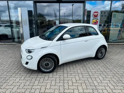 Neu Fiat 500e 86 kW (118 PS) 2025 Blau Kleinwagen