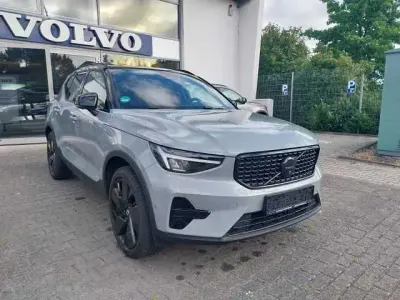 Gebraucht Volvo XC40 120 PS (88 kW) 2025 SUV