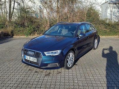 Gebraucht Audi A3 Sport 204 PS (150 kW) 2020 Blau Limousine