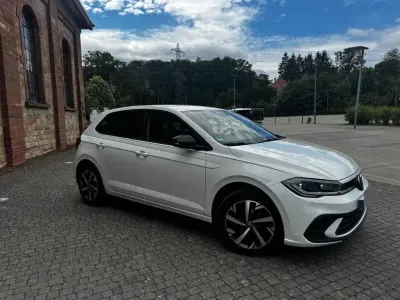 Gebraucht VW Polo Beats 80 PS (58 kW) 2023 Weiß Kleinwagen