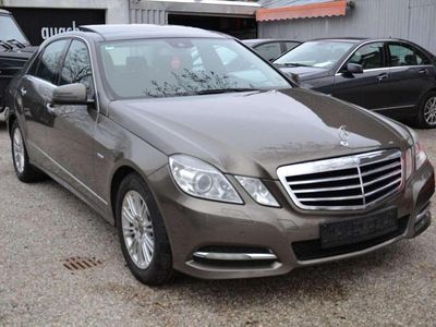 Gebraucht Mercedes E250 204 PS (150 kW) 2009 Indiumgrau  metalliclack Limousine