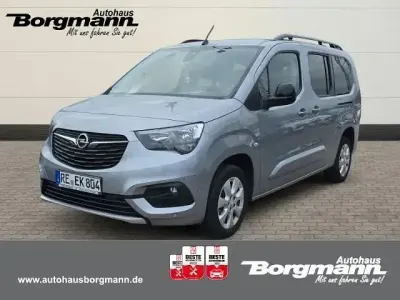 Occasion Opel Combo Life Ultimate 131 ch (96 kW) 2023 Argent Break