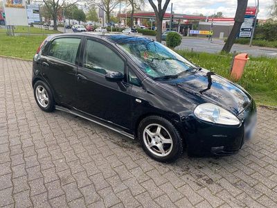 Second-hand Fiat Punto 75 CP (55 kW) 2008 Negru Hatchback