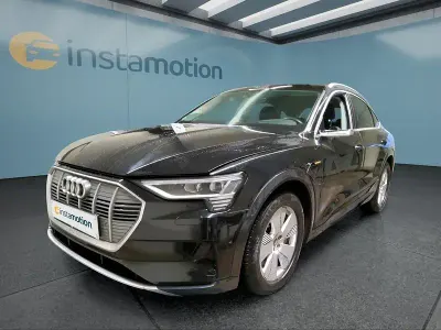 Usata Audi e-tron 300 kW (408 CV) 2022 Nero SUV