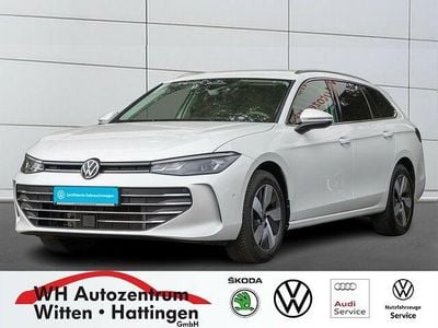 Gebraucht VW Passat Business 150 PS (110 kW) 2024 Oryxweiß perlmutteffekt Kombi