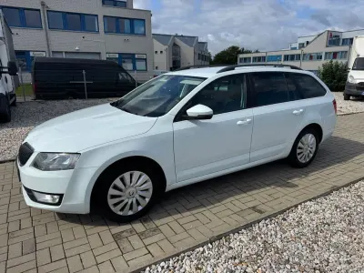 Gebraucht Skoda Octavia Ambition 110 PS (80 kW) 2016 Weiß Kombi