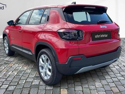 Neu Jeep Avenger Altitude 101 PS (74 kW) 2025 Rot / ruby red SUV