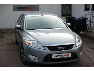 Usata Ford Mondeo Trend 125 CV (91 kW) 2010 Argento Berlina