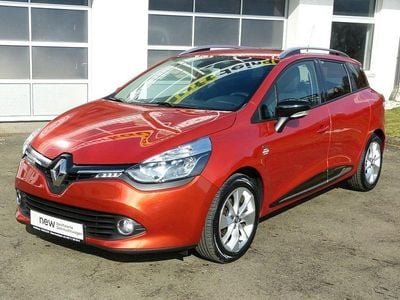 Gebraucht Renault Clio IV LIMITED Deluxe 90 PS (66 kW) 2016 Rot Limousine