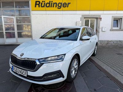 Gebraucht Skoda Octavia First Edition 116 PS (85 kW) 2020 Weiß Limousine