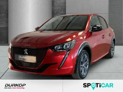 Gebraucht Peugeot e-208 Allure 100 kW (136 PS) 2022 Rot Kleinwagen