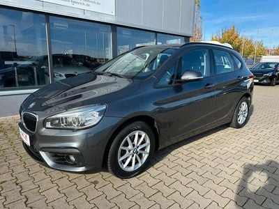 Grau Gebraucht 2015 BMW 218 Active Tourer Advantage Van / Kleinbus | 13.690 € (Etwas zu teuer)