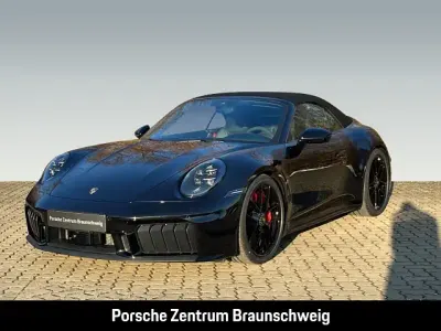 Neu Porsche 911 Carrera 4 Cabriolet 541 PS (397 kW) 2026 Tiefschwarzmetallic Cabrio