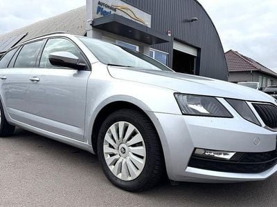 Gebraucht Skoda Octavia Ambition 116 PS (85 kW) 2019 Silber Kombi