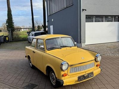 Gelb Gebraucht 1975 Trabant 601 Kleinwagen | 2.999 €