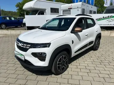 Second-hand Dacia Spring Extreme 47 kW (65 CP) 2024 Alb Hatchback