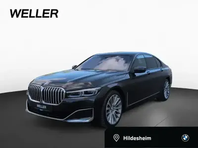 Gebraucht BMW 730 Shadowline 286 PS (210 kW) 2022 Sophistograu (grau) Limousine