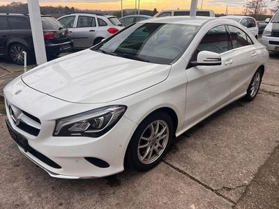 Weiß Gebraucht 2019 Mercedes CLA180 Limousine | 15.900 € (Fairer Preis)