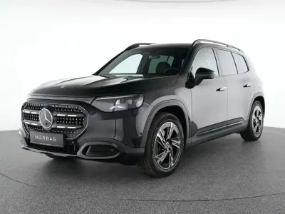 Gebraucht Mercedes GLB180 Night 136 PS (100 kW) 2026 Schwarz SUV