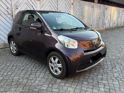 Toyota iQ