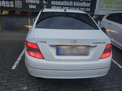Gebraucht Mercedes C180 156 PS (114 kW) 2008 Weiß Limousine