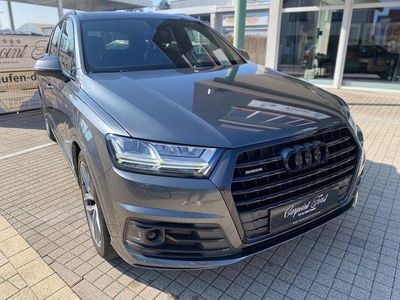 Grau Gebraucht 2016 Audi Q7 Sport SUV | 25.000 € (Fairer Preis)