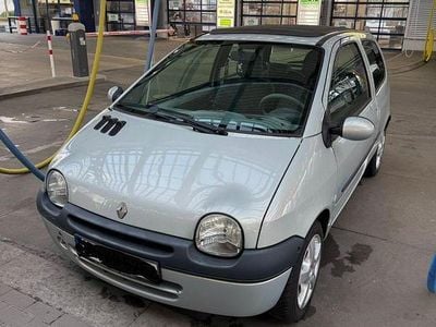 Second-hand Renault Twingo 58 CP (42 kW) 2005 Gri Hatchback