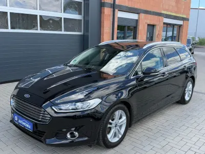 Gebraucht Ford Mondeo Titanium 179 PS (131 kW) 2016 Schwarz Limousine