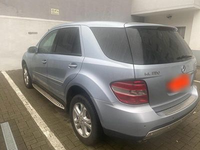 Gebraucht Mercedes ML350 272 PS (200 kW) 2007 Blau SUV