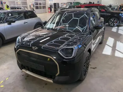 Gebraucht Mini Aceman Favoured 160 kW (218 PS) 2025 Schwarz SUV
