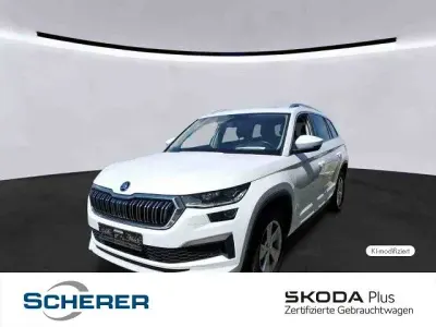 Gebraucht Skoda Kodiaq LAURIN & KLEMENT 200 PS (147 kW) 2023 Moonweiß perleffekt (metallic) SUV