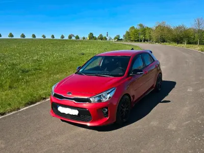 Gebraucht Kia Rio 99 PS (72 kW) 2019 Rot Kleinwagen
