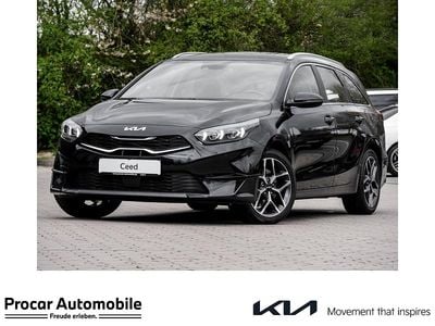 Gebraucht Kia Ceed Spirit 159 PS (116 kW) 2022 Schwarz Kleinwagen