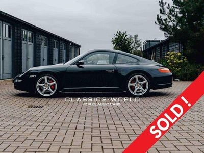Porsche 911 Carrera 4