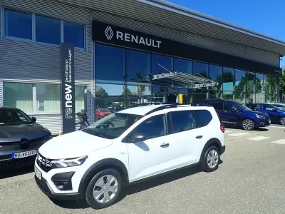 Używany Dacia Jogger Essentiel 91 KM (66 kW) 2024 Biały Minivan