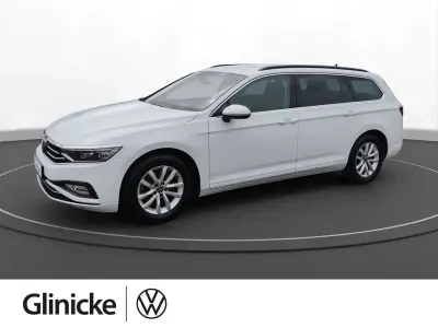 Gebraucht VW Passat Business 150 PS (110 kW) 2023 Weiß Kombi