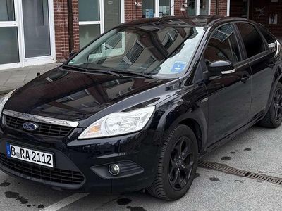 Gebraucht Ford Focus Viva 101 PS (74 kW) 2010 Limousine