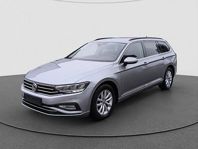 Gebraucht VW Passat Business 150 PS (110 kW) 2020 Pyritsilber