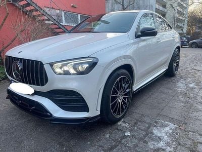 Weiß Gebraucht 2021 Mercedes GLE400 AMG Limousine | 79.900 € (Teuer)