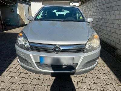 Gebraucht Opel Astra 105 PS (77 kW) 2005 Silber Kombi