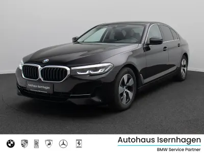 Gebraucht BMW 520 184 PS (135 kW) 2023 Schwarz 2668schwarz Limousine