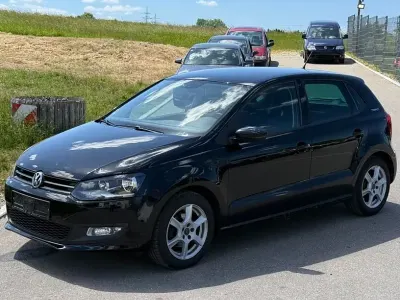 Gebraucht VW Polo Team 86 PS (63 kW) 2011 Schwarz Kleinwagen