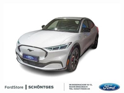 Weiss Gebraucht 2022 Ford Mustang Mach-E Extended Range SUV | 28.980 € (Superpreis)