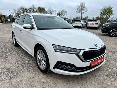 Second-hand Skoda Octavia Style 150 CP (110 kW) 2023 Alb Break