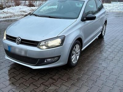Gebraucht VW Polo 90 PS (66 kW) 2011 Silber Kleinwagen