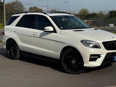 Gebraucht Mercedes ML350 AMG line 258 PS (189 kW) 2013 Weiß SUV