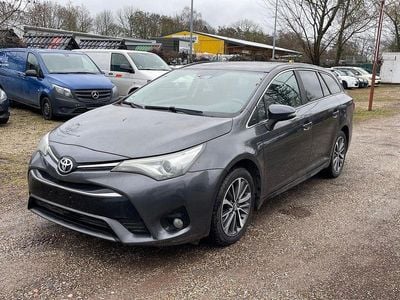 Gebraucht Toyota Avensis Executive 143 PS (105 kW) 2016 Grau Kombi