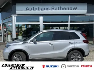 Neu Suzuki Vitara Comfort 129 PS (94 kW) 2025 Silber SUV