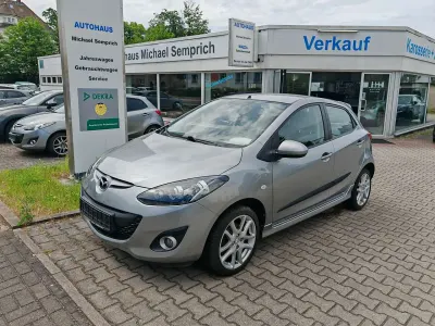 Gebraucht Mazda 2 Inclusive 102 PS (75 kW) 2011 Plutossilber metallic Kleinwagen